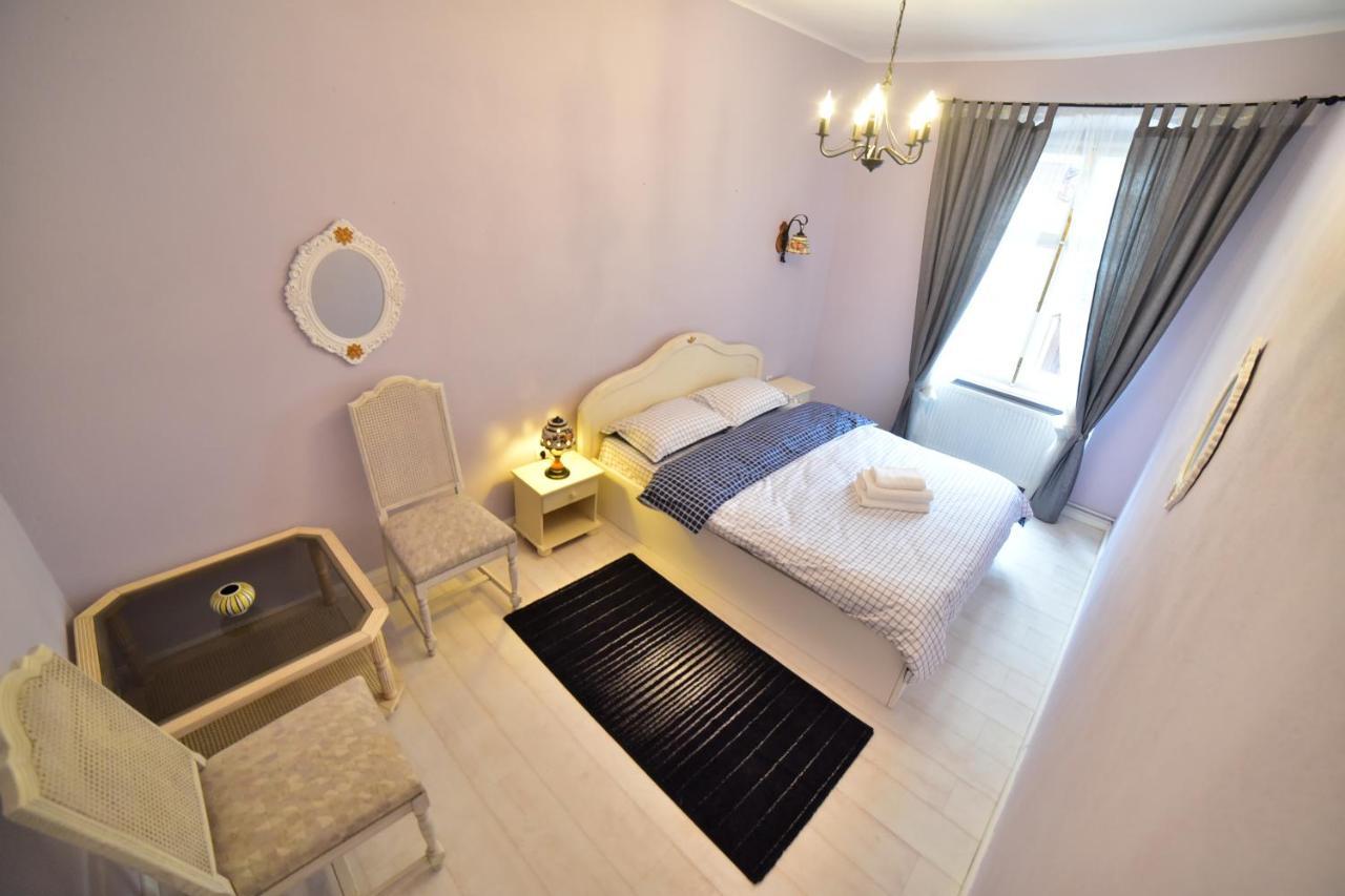 Flh - Anna'S Guest House 锡比乌 外观 照片
