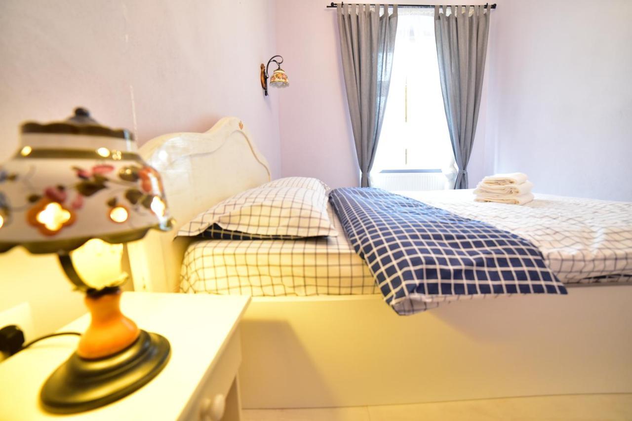 Flh - Anna'S Guest House 锡比乌 外观 照片